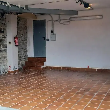 Lejlighed Piso Con Preciosas Vistas, Patio Privado Y Amplio Garaje Pontedeume
