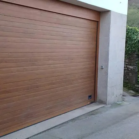 아파트 Piso Con Preciosas Vistas, Patio Privado Y Amplio Garaje