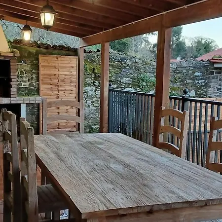 Piso Con Preciosas Vistas, Patio Privado Y Amplio Garaje شقة بونتيدويمي